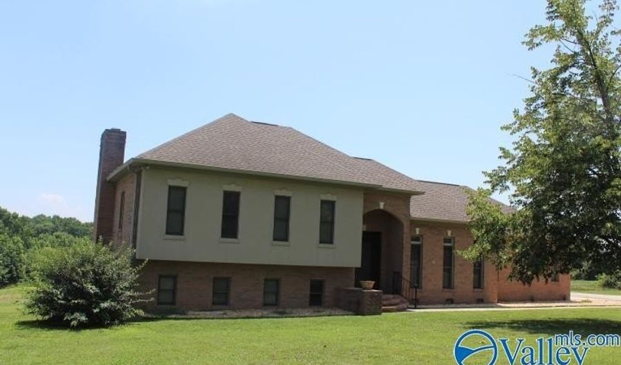 589 Cobb Rd, Arab, AL 35016 - 3 Beds, 3 Bath