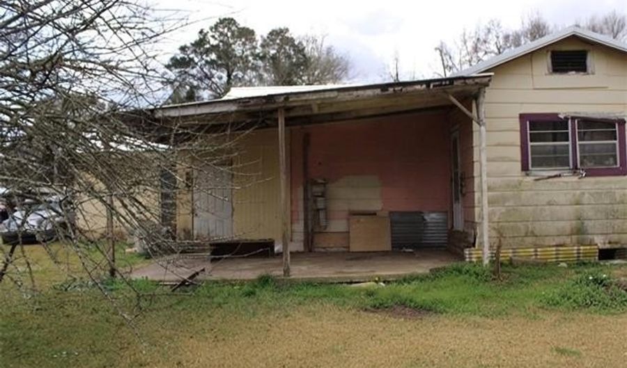 1729 BUND St, Bogalusa, LA 70427 - 3 Beds, 2 Bath