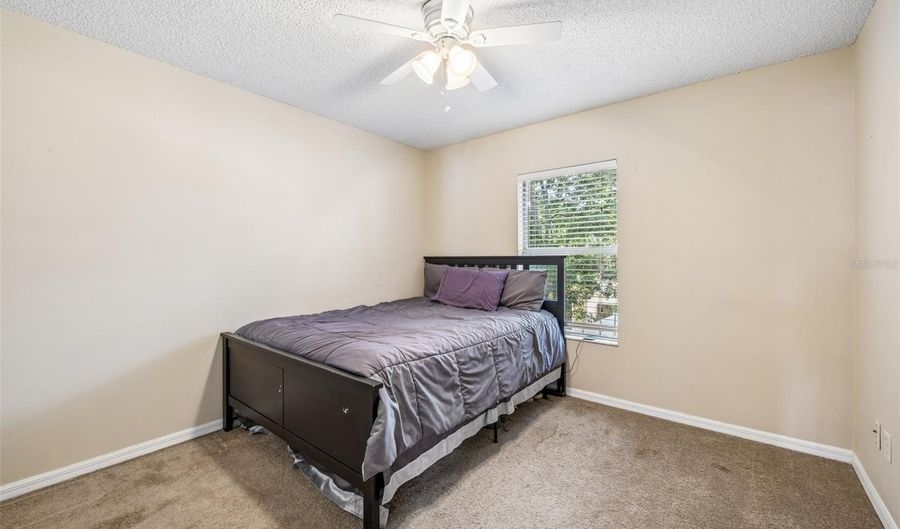 9525 SOUTHERN GARDEN Cir, Altamonte Springs, FL 32714 - 5 Beds, 3 Bath