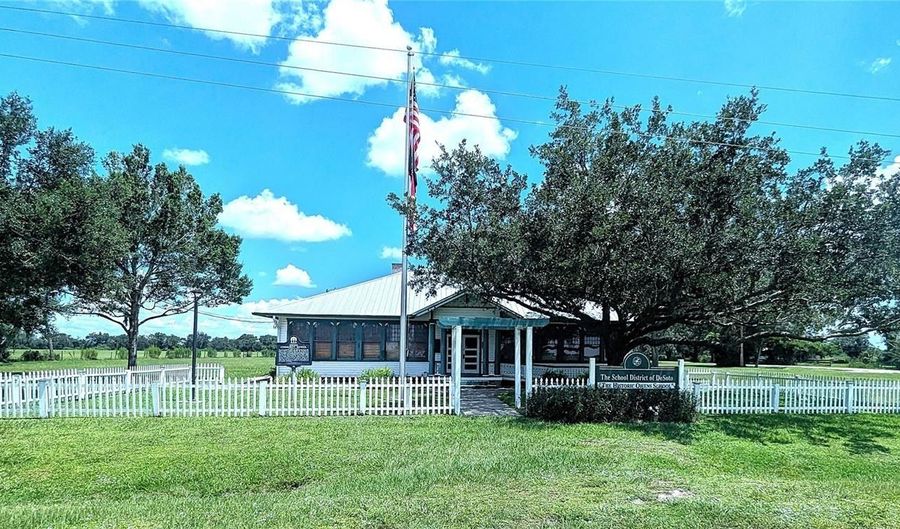 3193 SW COUNTY ROAD 661, Arcadia, FL 34266 - 3 Beds, 2 Bath