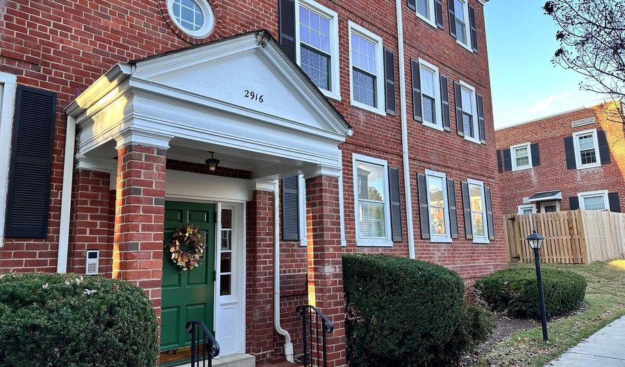 2916 BUCHANAN St S #A2, Arlington, VA 22206 - 2 Beds, 2 Bath