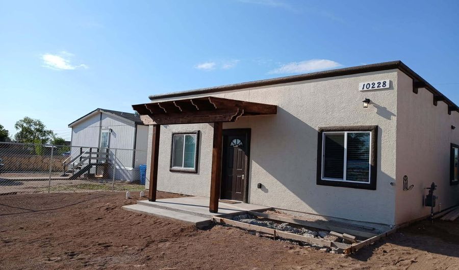 10228 Hatchet Rd, Socorro, TX 79927 - 3 Beds, 2 Bath