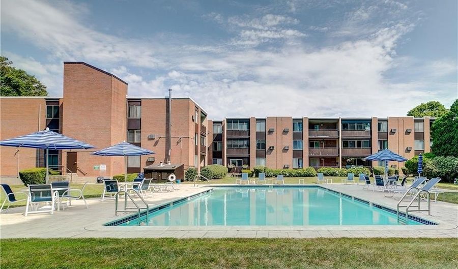 401 Bellevue Ave 214, Newport, RI 02840 - 1 Beds, 1 Bath