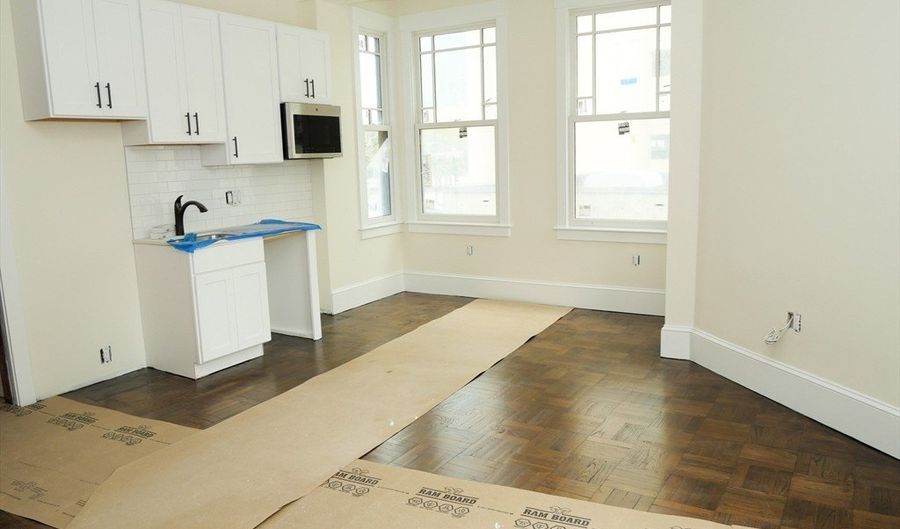 261 W Newton 2, Boston, MA 02116 - 0 Beds, 1 Bath