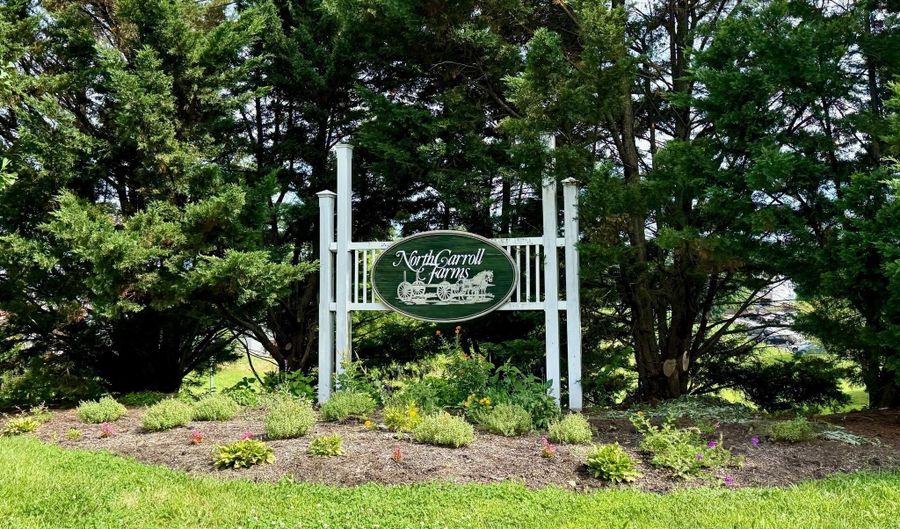 4195 FALLOW Dr, Hampstead, MD 21074 - 4 Beds, 4 Bath