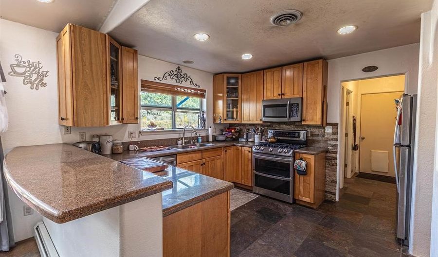 18 Road 2617, Aztec, NM 87410 - 3 Beds, 2 Bath