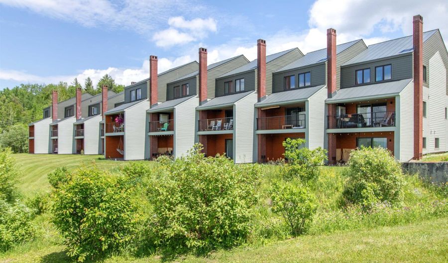 107 Mountainbrook Rd #15, Burke, VT 05832 - 3 Beds, 2 Bath