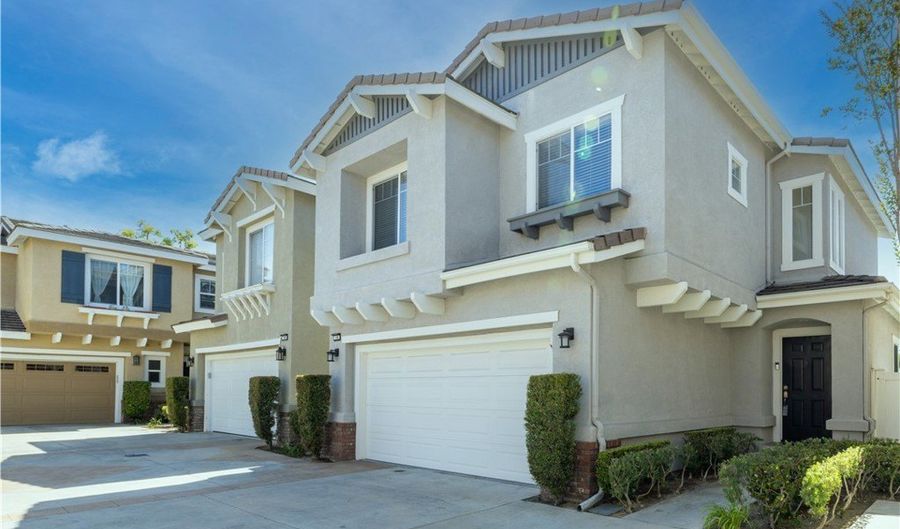 198 Woodcrest Ln, Aliso Viejo, CA 92656 - 3 Beds, 3 Bath