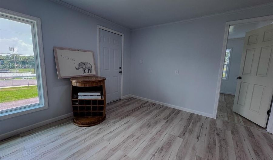 505 E 19TH St, Anniston, AL 36207 - 3 Beds, 1 Bath