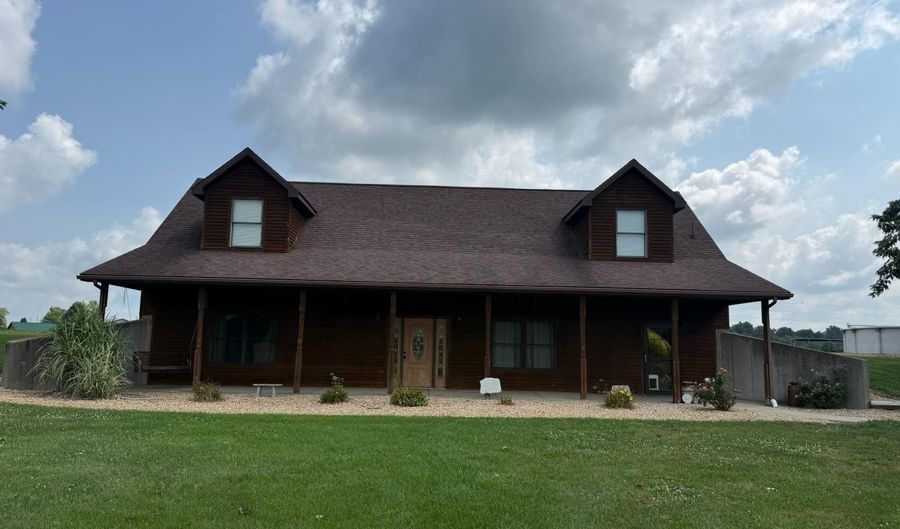 10389 Henry Ford Rd, Bennington, IN 47011 - 3 Beds, 3 Bath
