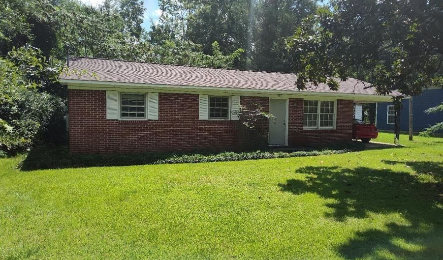 405 S Rosemary Ave, Andrews, SC 29510 - 3 Beds, 1 Bath