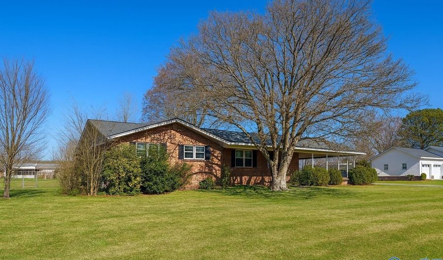 1007 Julian Ave, Albertville, AL 35950 - 3 Beds, 2 Bath