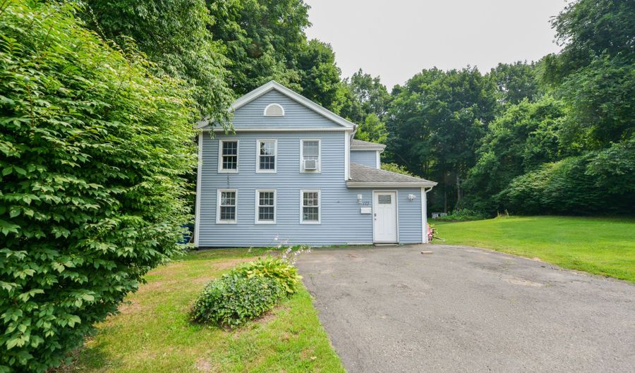 173 Wolcott St, Bristol, CT 06010 - 3 Beds, 1 Bath
