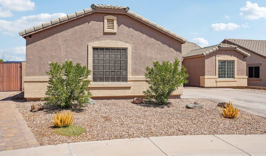 1271 S 229TH Ave, Buckeye, AZ 85326 - 4 Beds, 2 Bath
