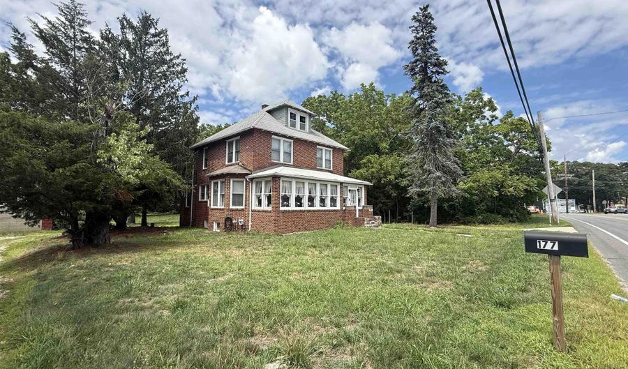 177 S New York Rd, Absecon, NJ 08205 - 3 Beds, 2 Bath