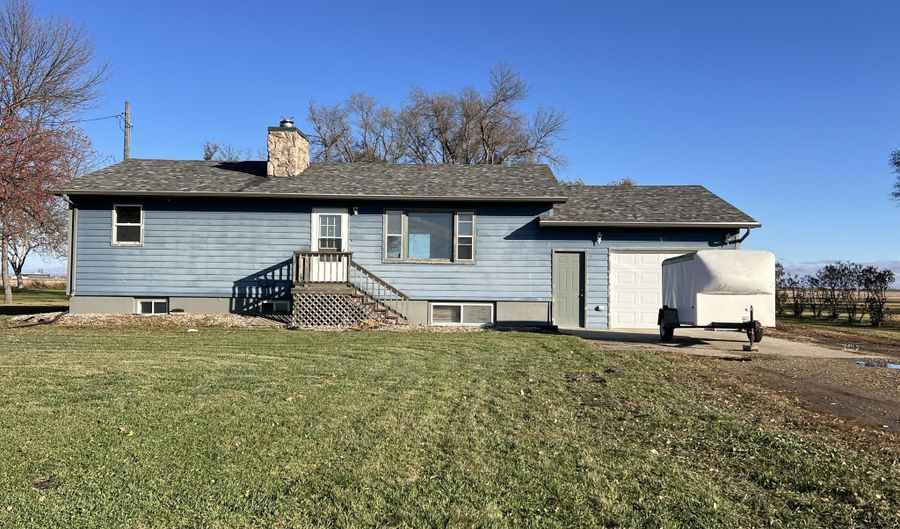 1619 S Melgaard Rd, Aberdeen, SD 57401 - 4 Beds, 2 Bath