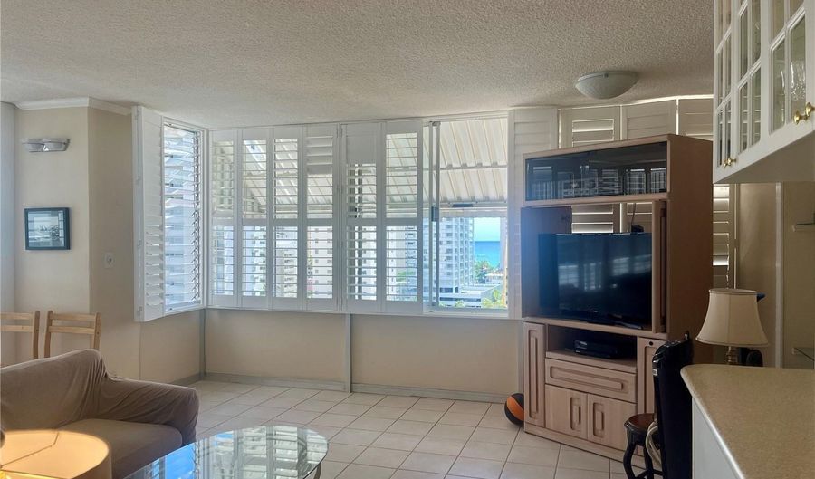 2415 Ala Wai Blvd 1208, Honolulu, HI 96815 - 2 Beds, 1 Bath