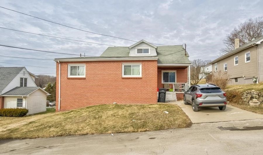 1818 Grant St, Aliquippa, PA 15001 - 7 Beds, 4 Bath