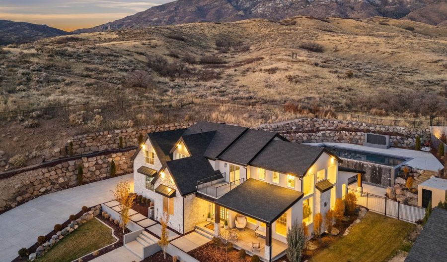 19 E ELK Ct, Alpine, UT 84004 - 7 Beds, 7 Bath