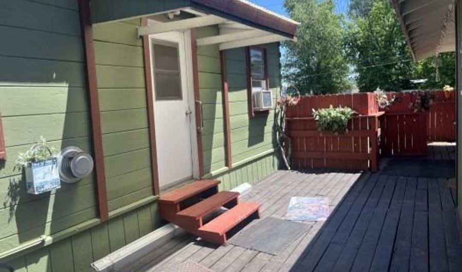 1400 W 11th St, Alturas, CA 96101 - 6 Beds, 5 Bath