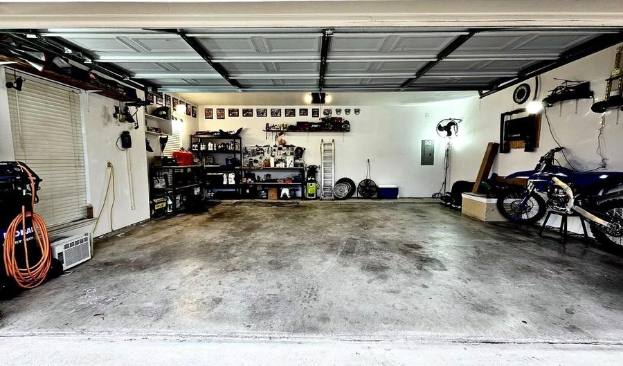 205 Wayne Dr, Aledo, TX 76008 - 3 Beds, 2 Bath