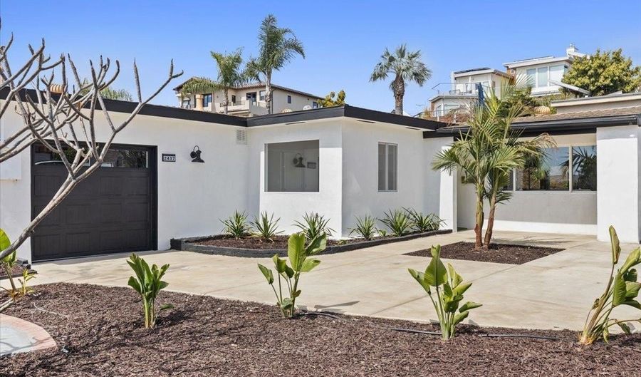 2437 Burgener Blvd, San Diego, CA 92110 - 3 Beds, 2 Bath