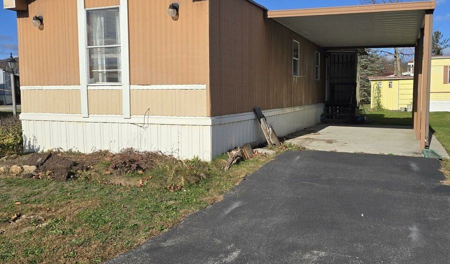 415 Orangewood Dr, Altoona, PA 16601 - 2 Beds, 1 Bath