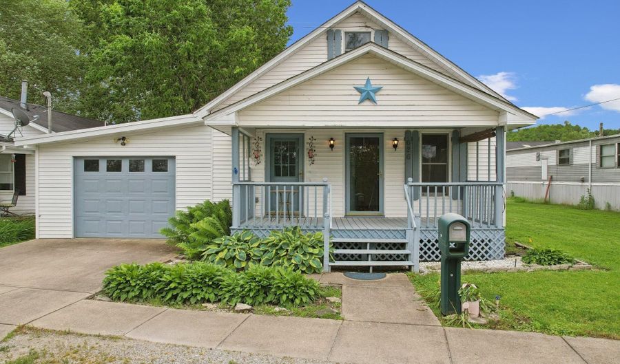 626 E 2nd St, Augusta, KY 41002 - 3 Beds, 1 Bath