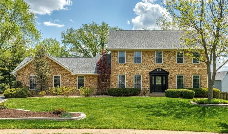 172 Log Hill Ln, Ballwin, MO 63011 - 3 Beds, 3 Bath