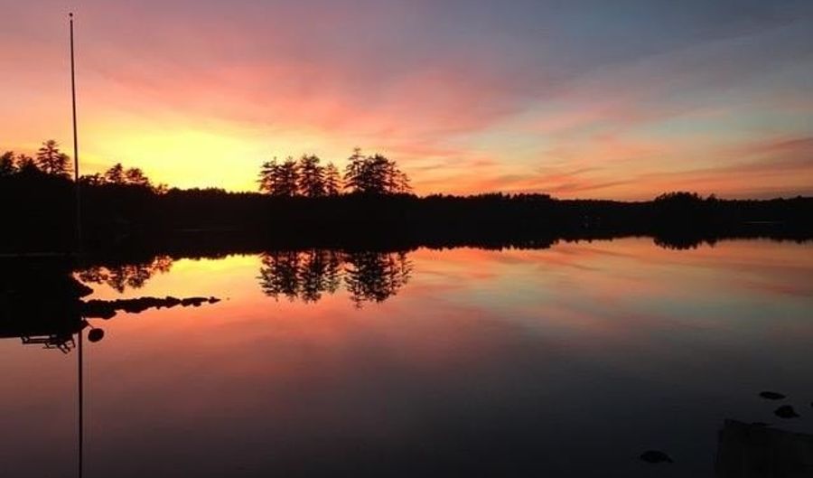 396 Mica Point Rd, Barrington, NH 03825 - 2 Beds, 1 Bath