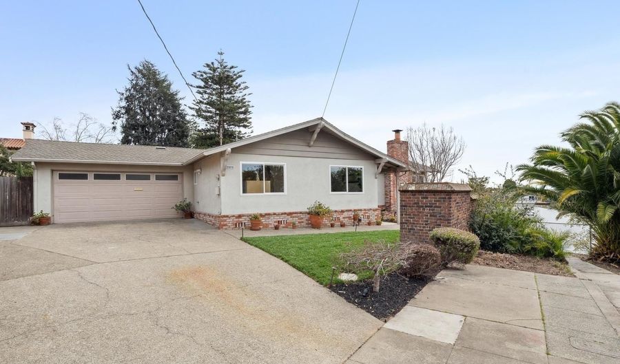 1000 Sherman St, Alameda, CA 94501 - 3 Beds, 2 Bath