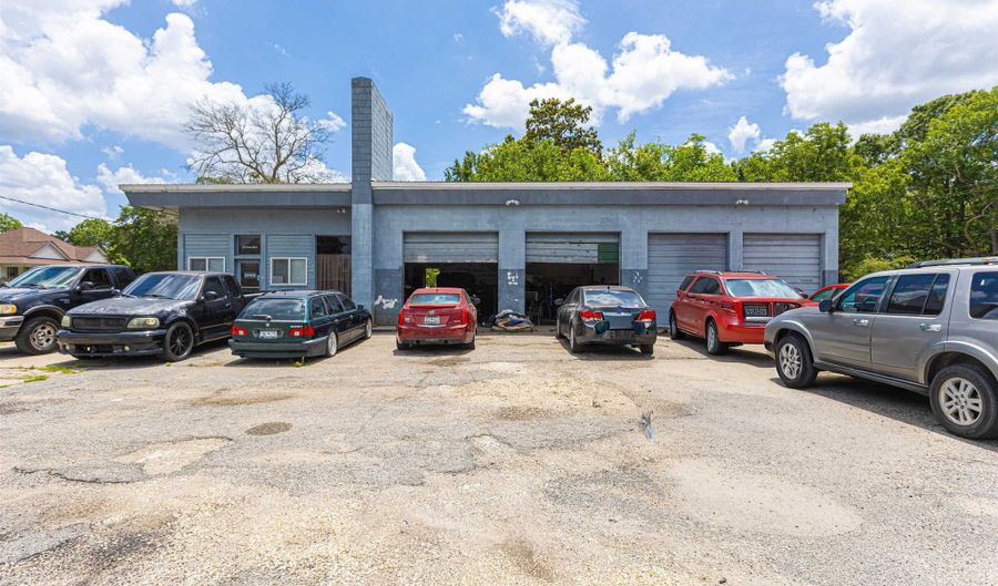 112 E Main St, Andrews, SC 29510 - 0 Beds, 0 Bath