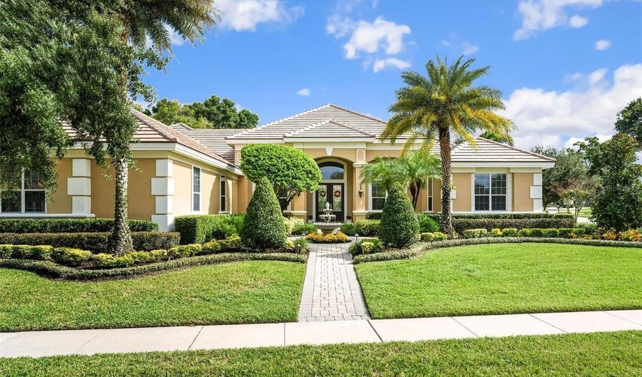 522 SPRING CLUB Dr, Altamonte Springs, FL 32714 - 5 Beds, 4 Bath