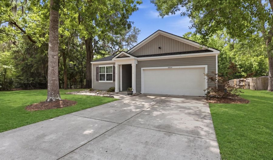 4864 Breeze Way, Beaufort, SC 29907 - 3 Beds, 2 Bath