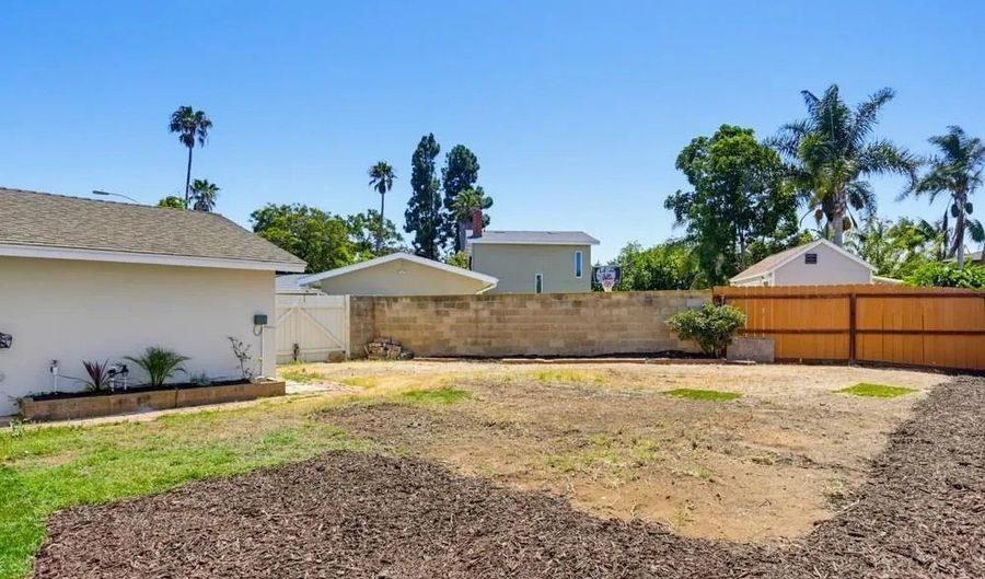 2718 Powhatan Ave, San Diego, CA 92117 - 3 Beds, 2 Bath