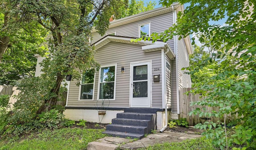 224 S Wheatland Ave, Columbus, OH 43204 - 3 Beds, 2 Bath