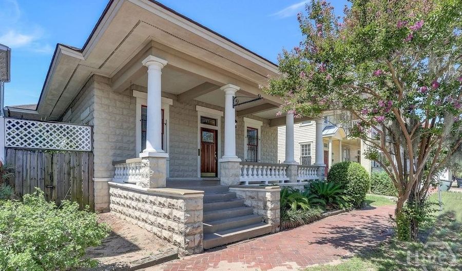 17 E 33rd St, Savannah, GA 31401 - 3 Beds, 2 Bath