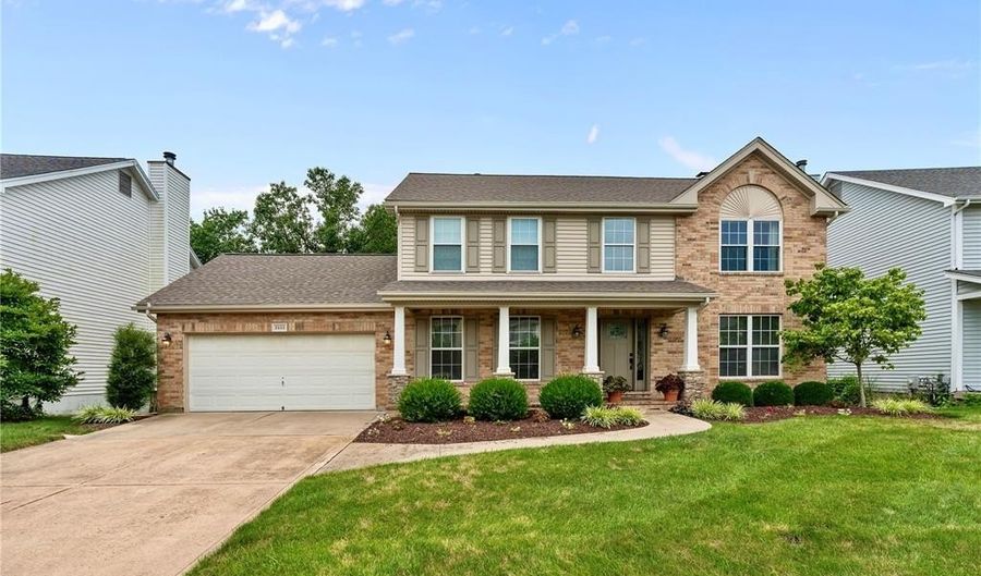 2535 Barrett Springs Dr, Ballwin, MO 63021 - 4 Beds, 4 Bath