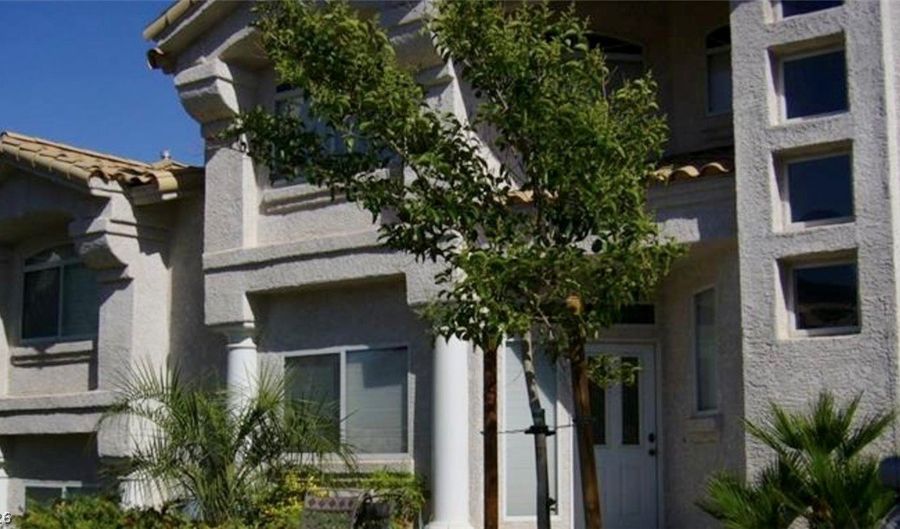 647 FLORENCE Dr, Boulder City, NV 89005 - 2 Beds, 3 Bath
