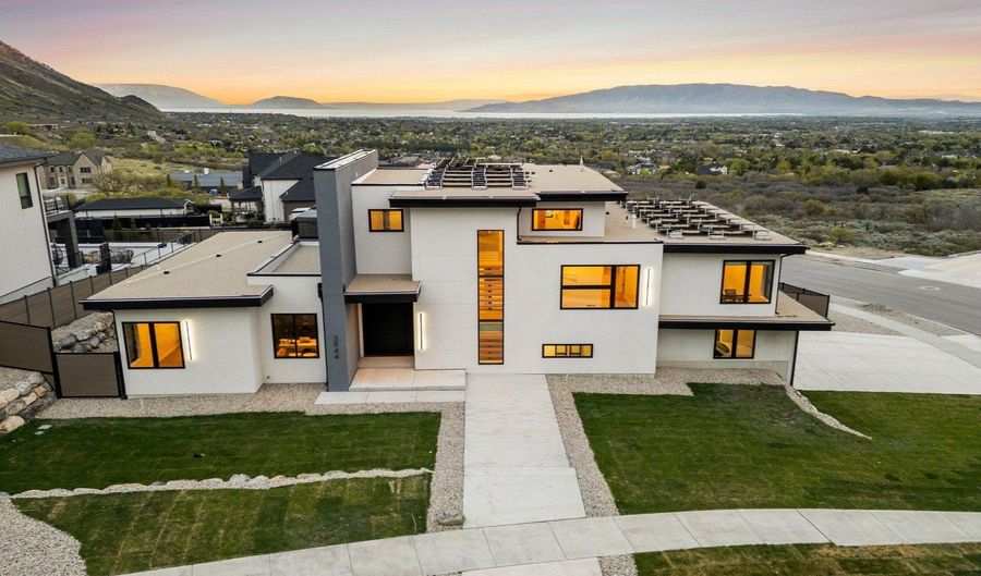 3944 W OAK Hl, Alpine, UT 84004 - 4 Beds, 5 Bath