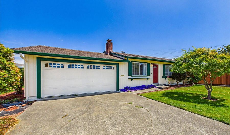 2117 11th St, Arcata, CA 95521 - 3 Beds, 2 Bath
