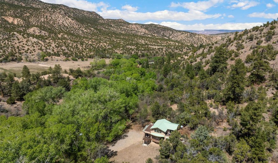 595 A CR 198, Canones, NM 87516 - 3 Beds, 2 Bath