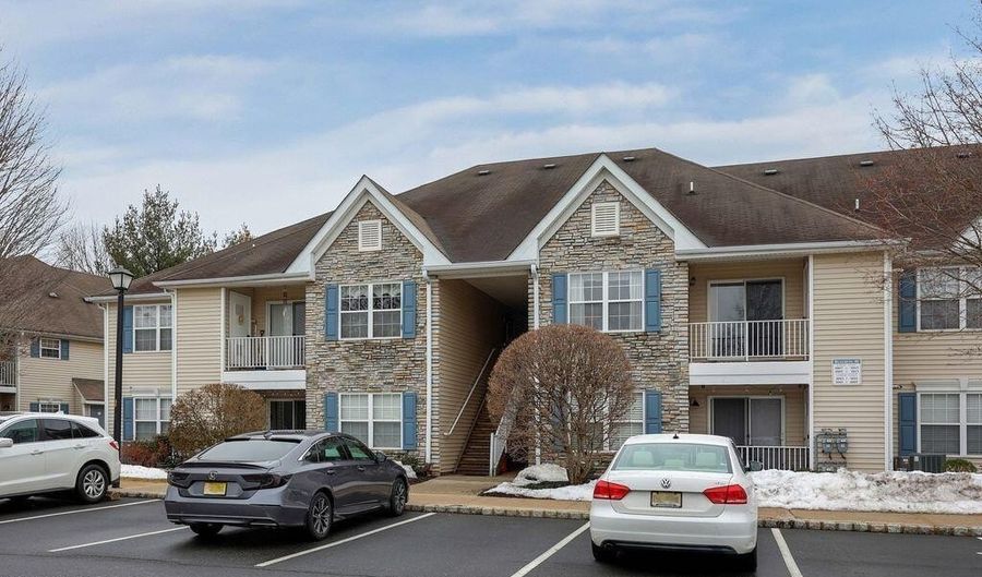 1015 Wedgewood Cir 1015, Belford, NJ 07718 - 2 Beds, 2 Bath