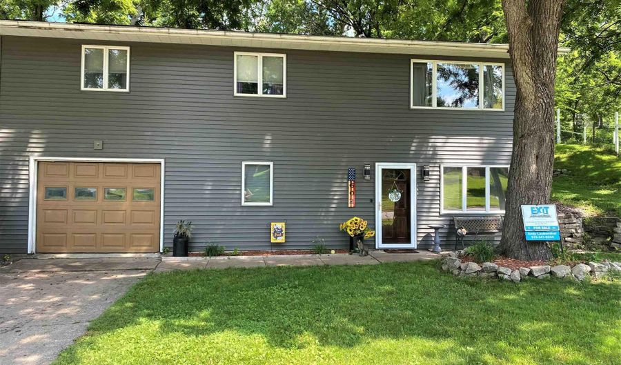 602 N Hall St, Algona, IA 50511 - 3 Beds, 2 Bath