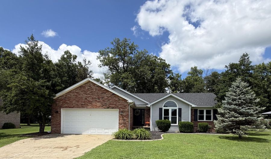 2812 Oakwood Dr, Bardstown, KY 40004 - 3 Beds, 2 Bath