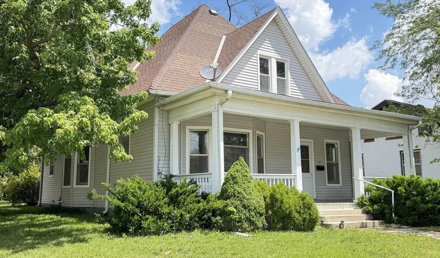 1200 Court St, Beatrice, NE 68310 - 4 Beds, 2 Bath