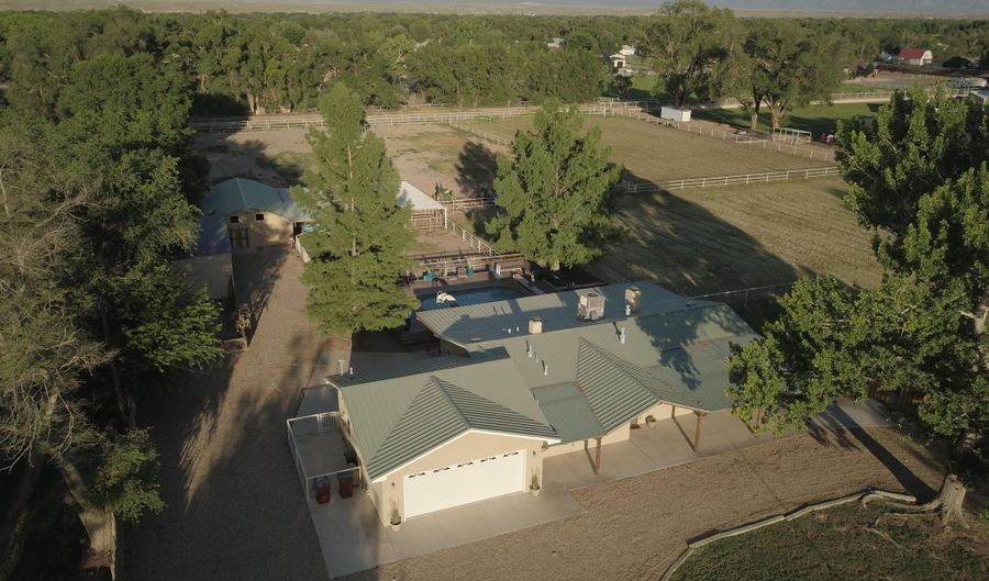 1600 W BOSQUE Loop, Bosque Farms, NM 87068 - 3 Beds, 2 Bath