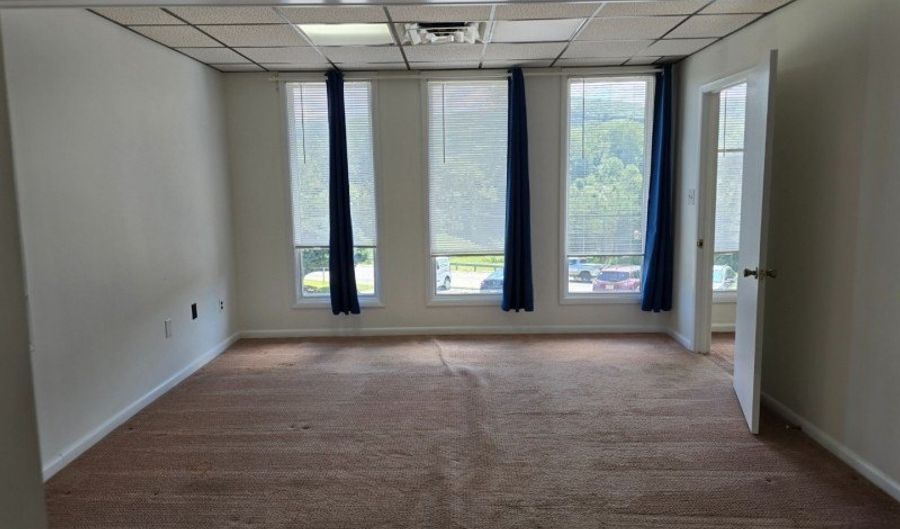 1 State Rt 94 E&F, Alloway, NJ 07462 - 1 Beds, 2 Bath