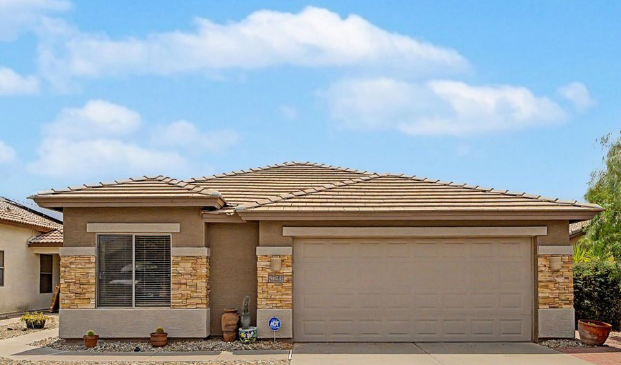 12401 W MONROE St, Avondale, AZ 85323 - 4 Beds, 3 Bath