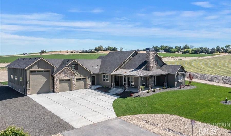 18052 Andorra Ln, Caldwell, ID 83607 - 3 Beds, 4 Bath